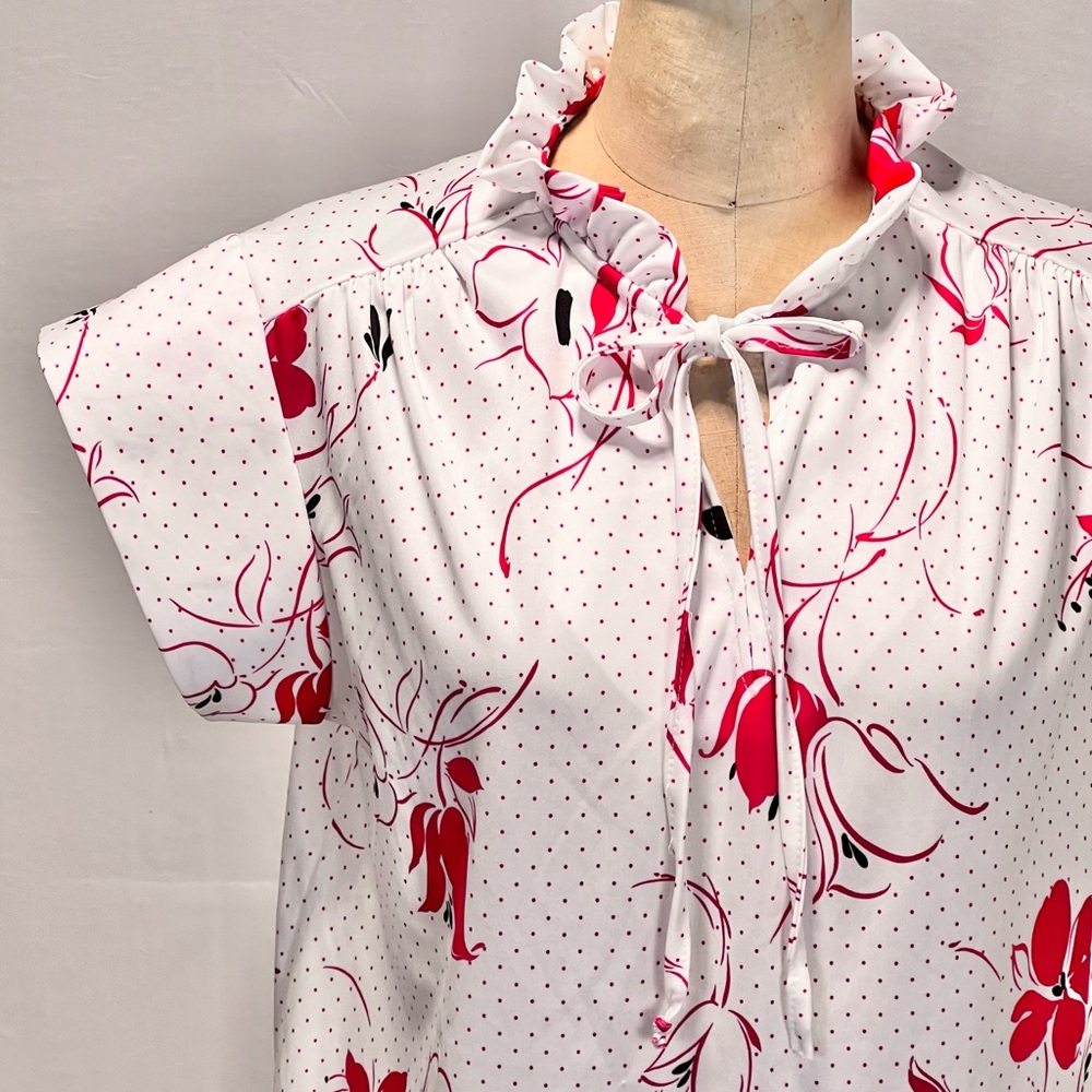 VINTAGE 70s floral ruffle bow tie neck short cap sleeve blouse‎ red flowers dots - Picture 6 of 8